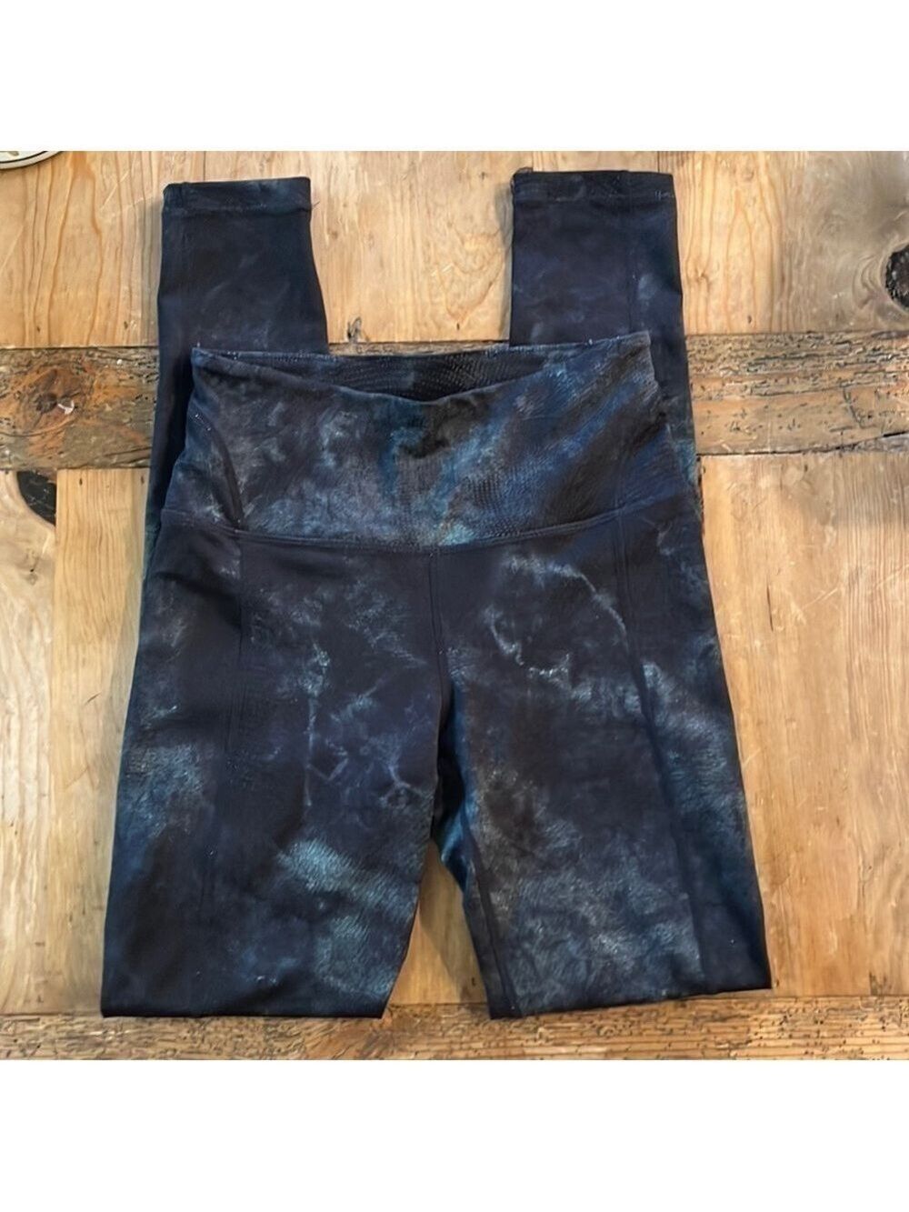 𝅺FREE People Movement Good Karma Soft Green/black Tie Dye Yoga Leggings XS